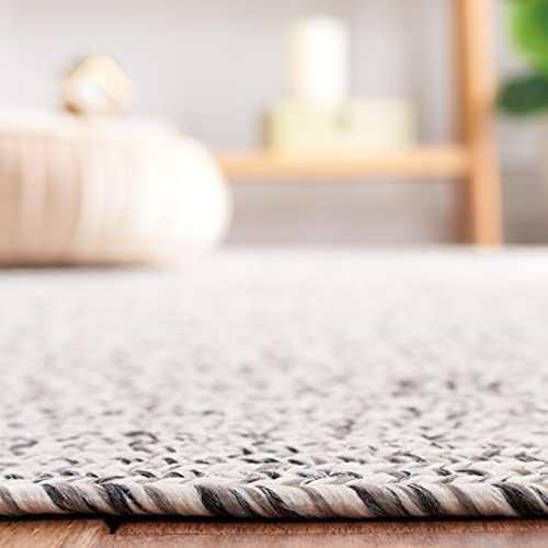 SAFAVIEH Braided Area Rug 5x8, Braided Grey & Ivory BRA201F