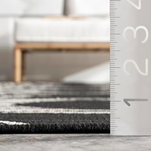 nuLOOM Ranya Black Geometric Power Loomed Indoor/Outdoor Area Rug, 7' x 9...