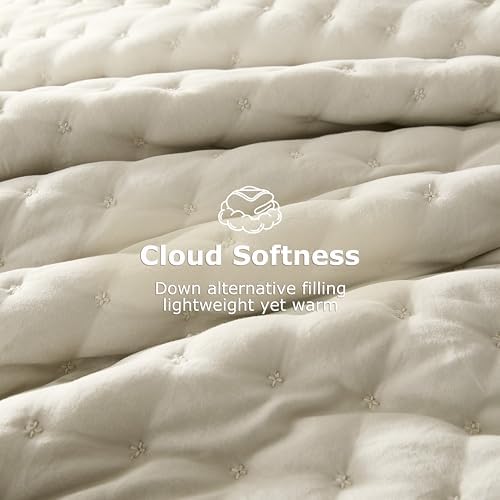 WDCOZY Cloud Soft Quilt Set, King Size, Light Beige, 3 Pieces 104x90 inches