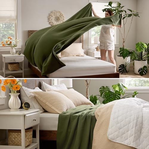 Bedsure 100% Cotton Blanket, Herringbone Weave, Queen Size, Moss Green