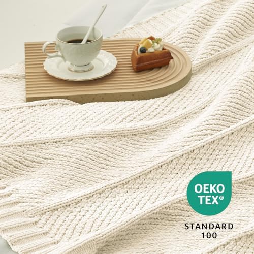 Amélie Home Chenille Knit Throw Blanket for Couch, Ivory, 50"x60"