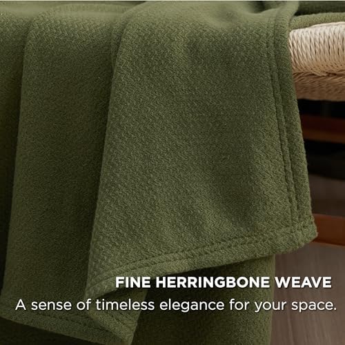 Bedsure 100% Cotton Blanket, Herringbone Weave, Queen Size, Moss Green
