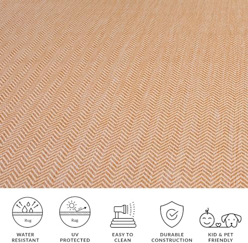 SAFAVIEH Courtyard Outdoor Area Rug 5'3"x7'7", Natural &...