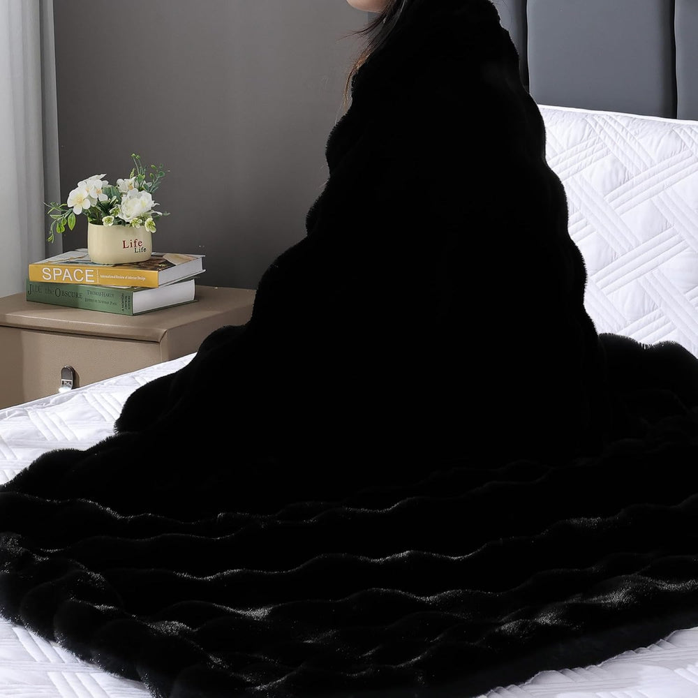 Fluffy Furry Black Faux Fur Throw Blanket for Couch Bed 50x60 Fuzzy Bubble So...