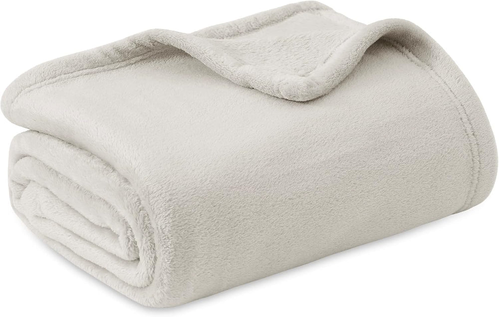 Bedsure GentleSoft Fleece Blankets Queen Size Linen Beige - Soft Lightweight ...