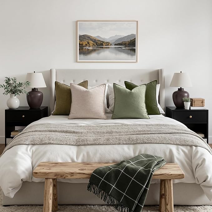 MIULEE Green and White Pillow Covers Pack of 4 Decorative Natural Solid Throw