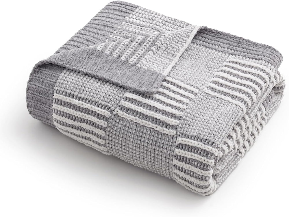 Amélie Home Checkered Chenille Knit Throw Blanket for Couch, Gray 50"x60...