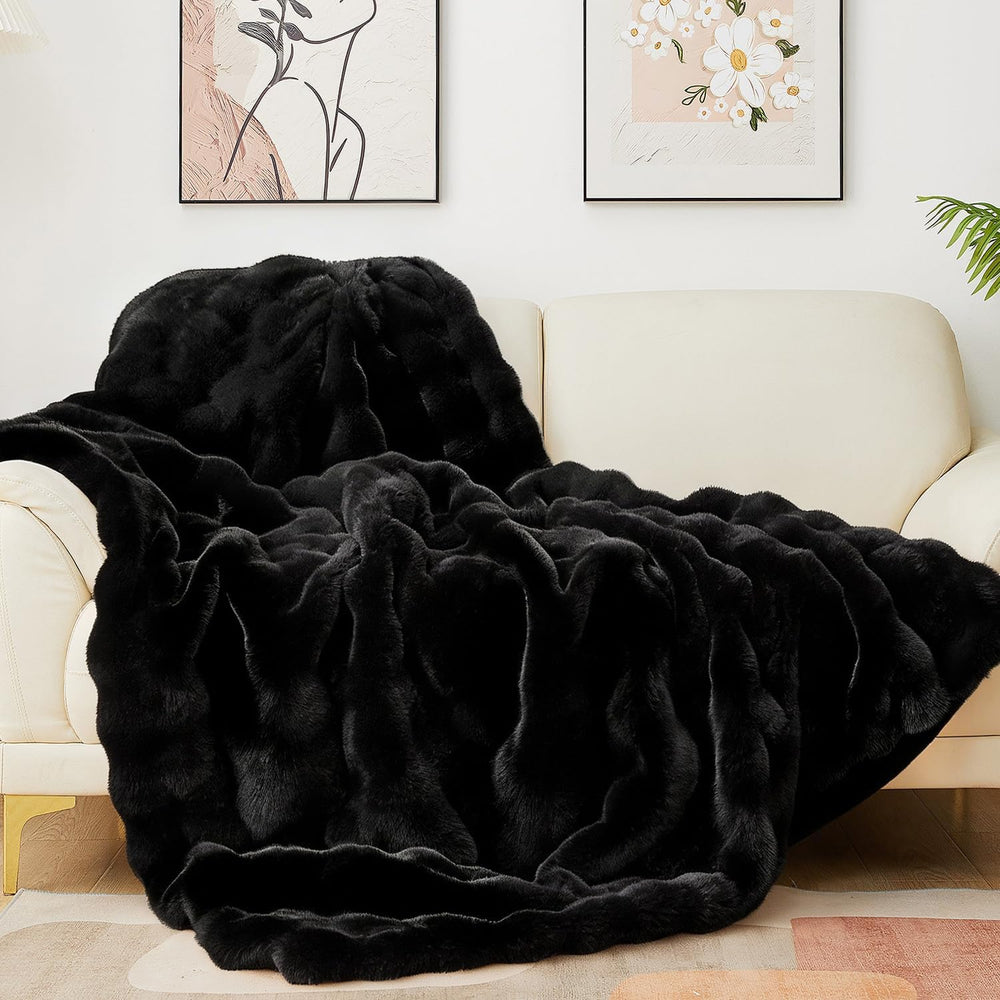 Latepis Soft Black Throw Blanket, Warm Cozy Faux Fur Throw Blanket for Couch,...