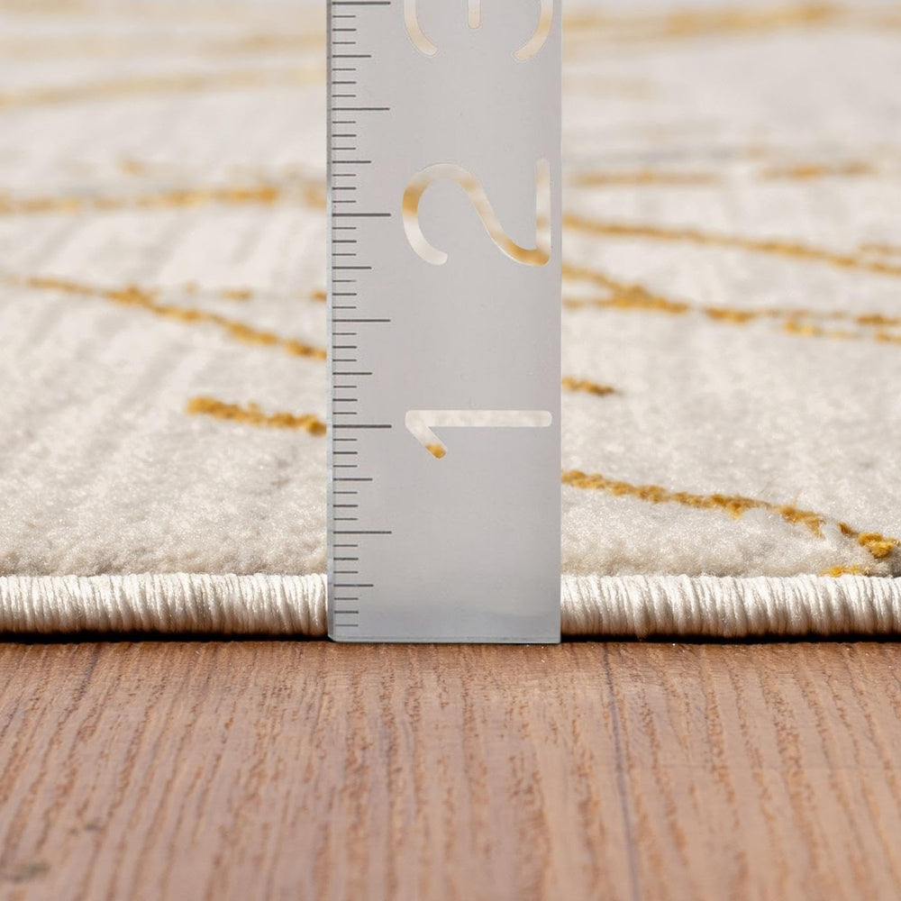 LUXE WEAVERS Modern Abstract Non-Shedding Area Rug Gold 2x3