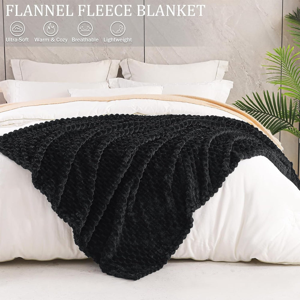 Exclusivo Mezcla 3D Fleece California King Blanket for Bed, Black