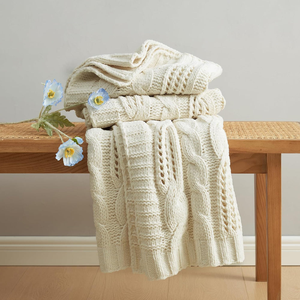 Amélie Home Cable Knit Chenille Throw Blanket, Cream White 60×80