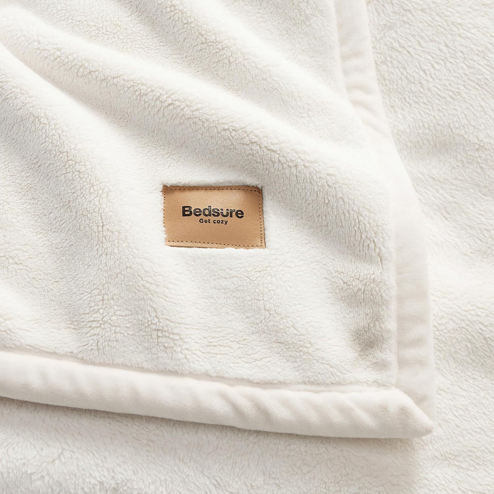 Bedsure Thick Heavy Warm Blankets for Winter, Soft Fleece Twin Blanket for Be...