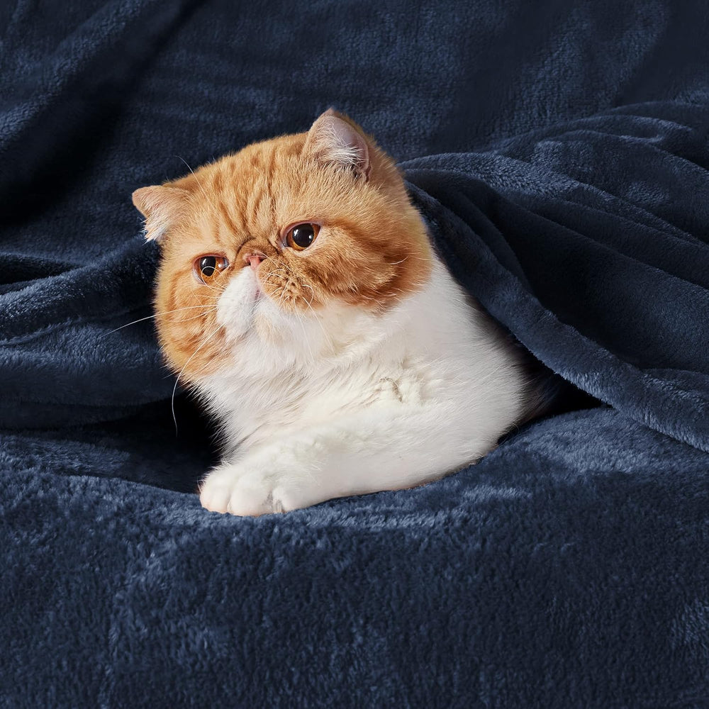 Bedsure Soft Cozy Warm King Size Fleece Blanket for Bed Navy 108"x90"
