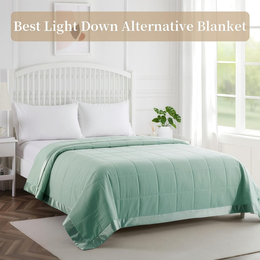 COMFLIVE King Down Alternative Blanket - Lightweight Satin Trim, Green