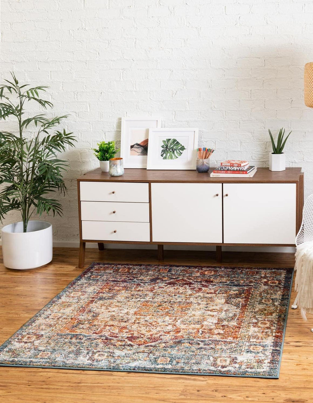 Unique Loom Isabella Collection Area Rug - Adjani (7' 10" Square, Mu...