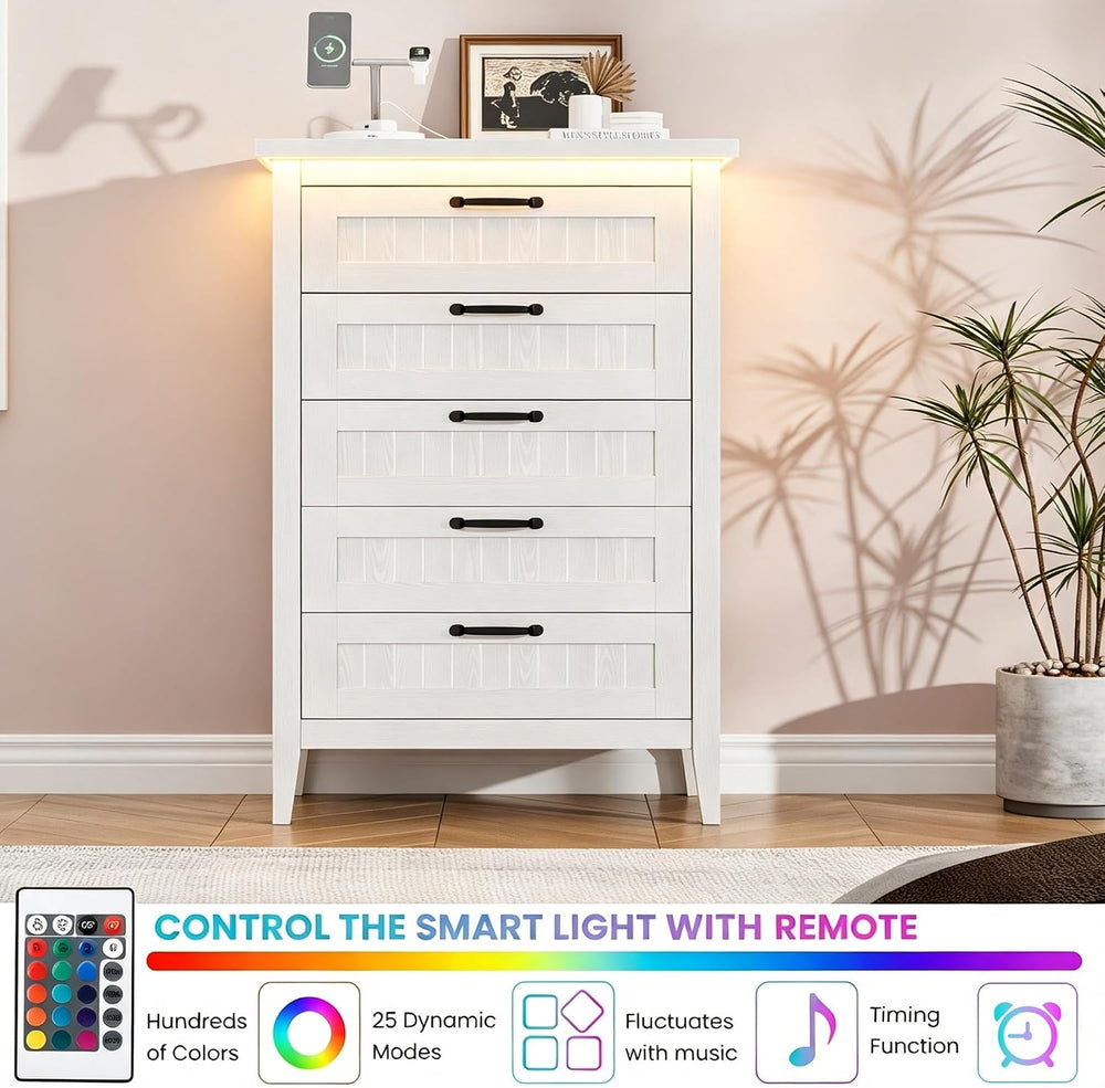 Garvee 44.9'' Tall 5 Drawer Dresser with Power Outlet & LED Lights