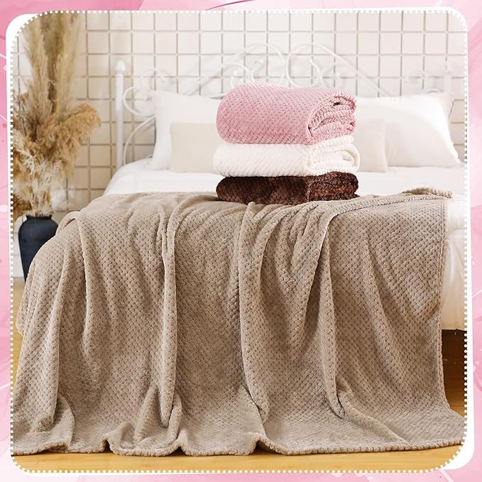 Newwiee 4 Pcs Flanne Fleece Throw Blanket
