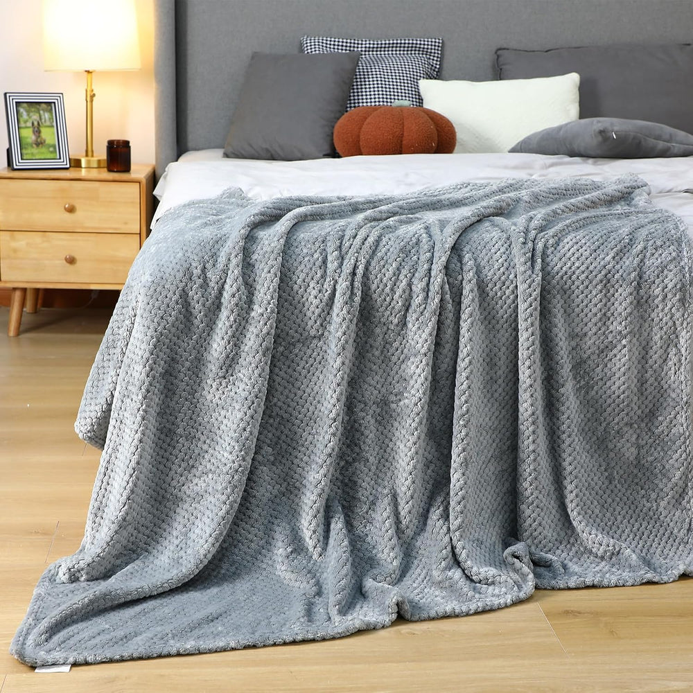 Newwiee 4 Pcs Fleece Throw Blanket, 3D Waffle Textured, Neutral Color