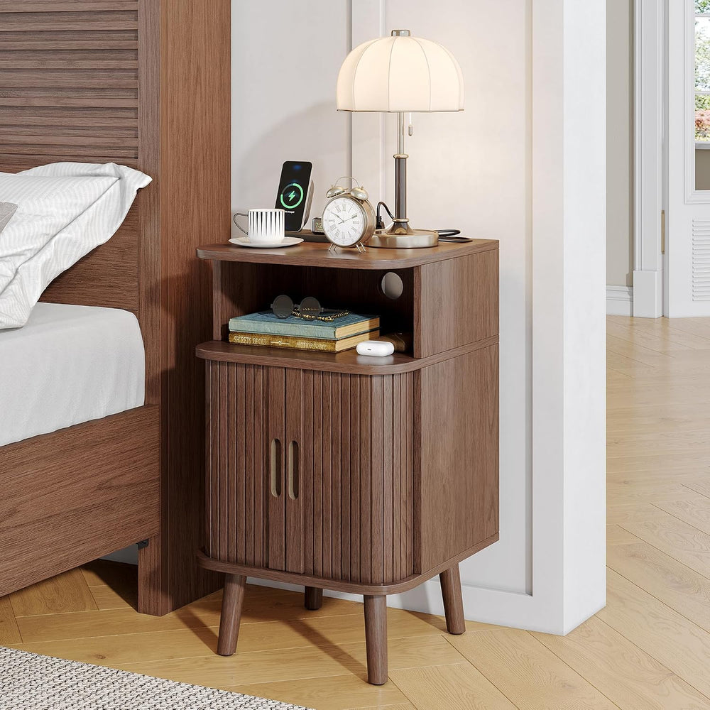 Whalefall Night Stand Set of 2 with Charging Station, Mid Century Modern Flut...