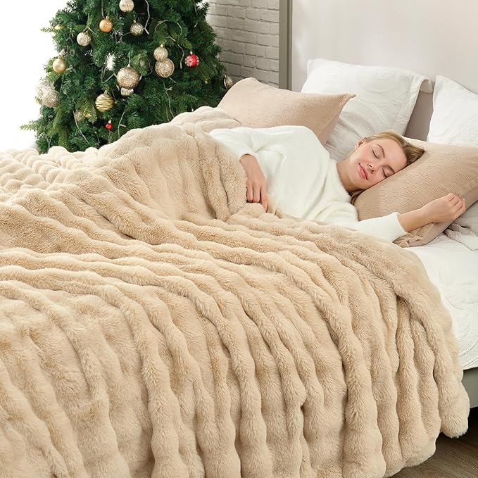Cozy Bliss Faux Fur Throw Blanket