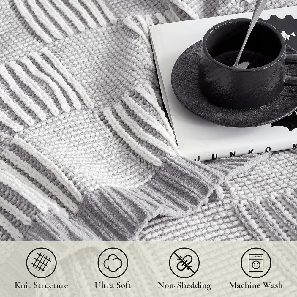 Amélie Home Checkered Chenille Knit Throw Blanket for Couch, Gray 50"x60...