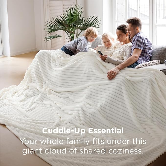 Bedsure GentleSoft Large Fleece Blanket