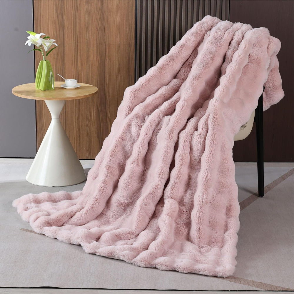 Pink Fluffy Faux Fur Throw Blanket for Bed Couch Living Room Fuzzy Bubble Coz...