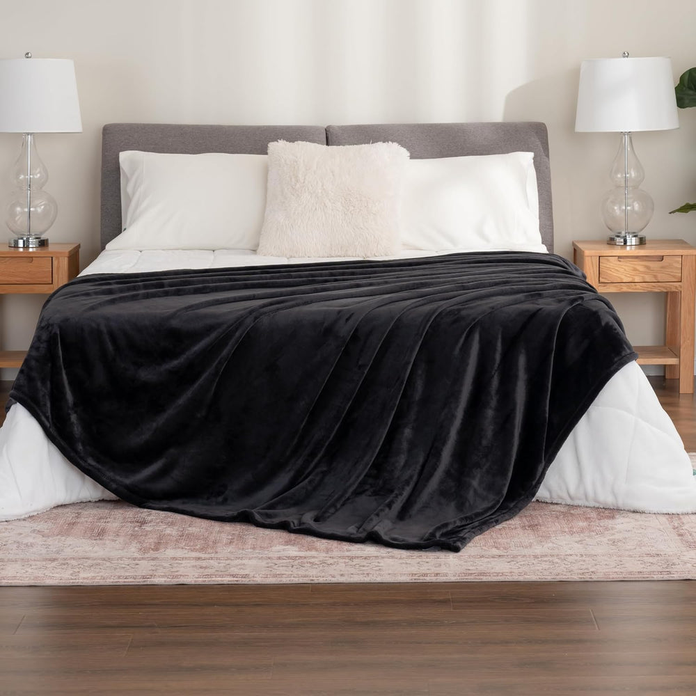 Berkshire Blanket Classic VelvetLoft® Solid Bed Blanket Queen Size,Lightweigh...