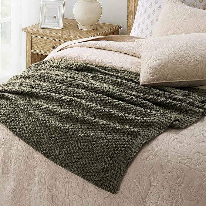 EVERGRACEHOME Chunky Chenille Knit Throw Blanket