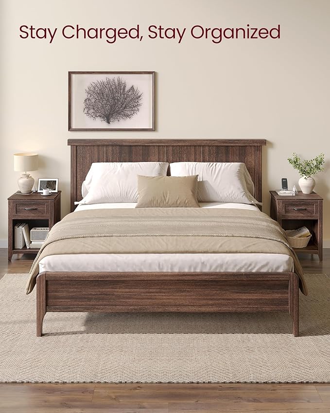 VASAGLE LIRY Collection - Farmhouse Nightstand with Charging Station, Bedside...