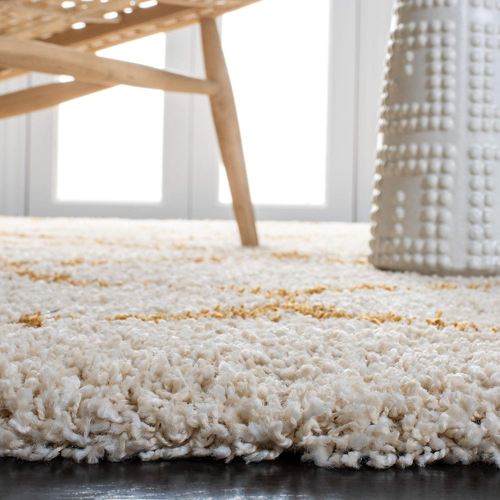 SAFAVIEH Hudson Shag Runner Rug 2'3"x8', Plush Trellis Ivory &am...