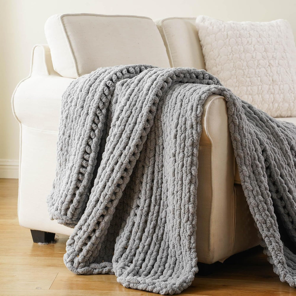 Chunky Knit Throw Blanket for Couch, Light Grey Throw Blanket 50"x60"
