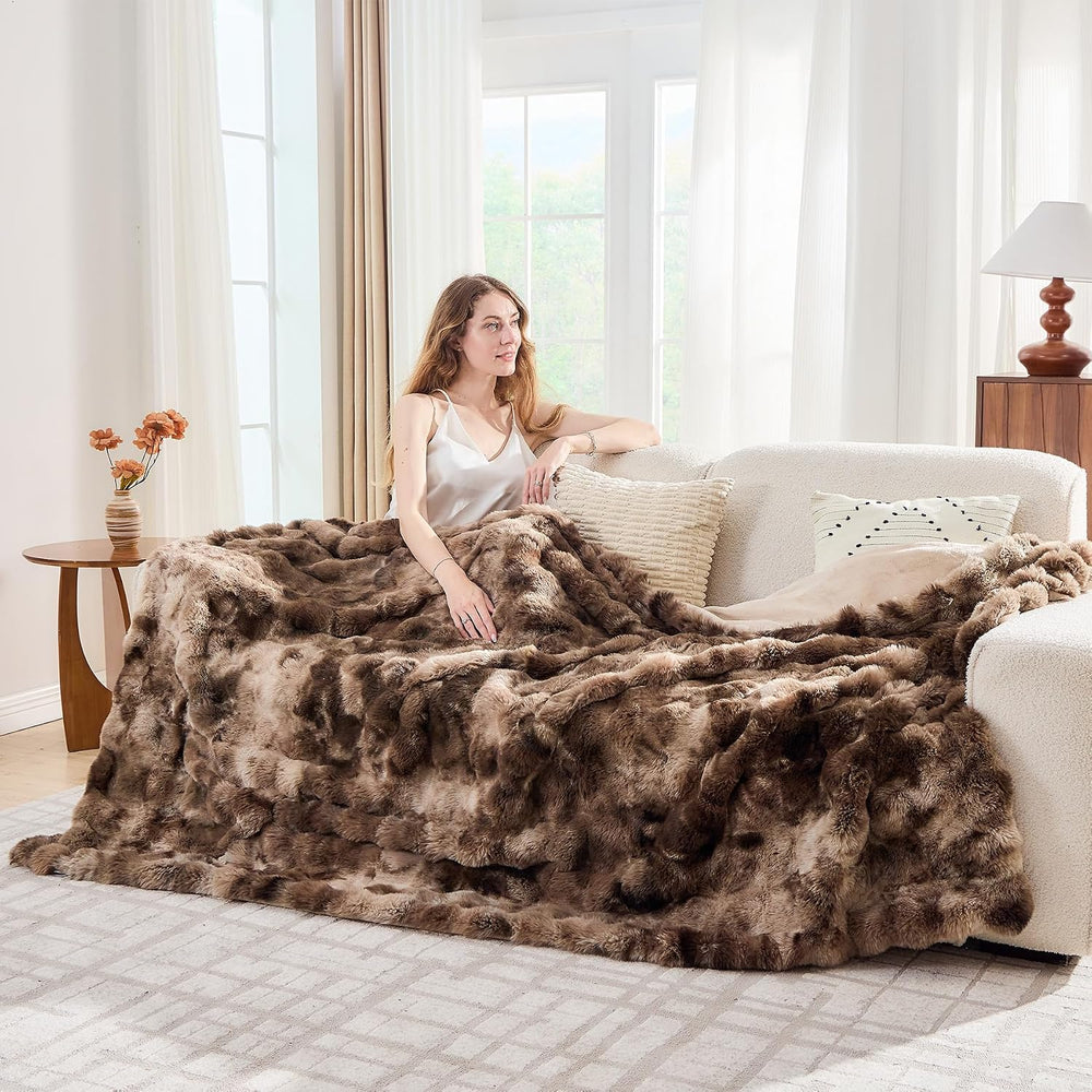 Lotus Karen Faux Fur Throw Blanket Tie-Dye Dark Coffee-Big Bubble Rabbit Fluf...