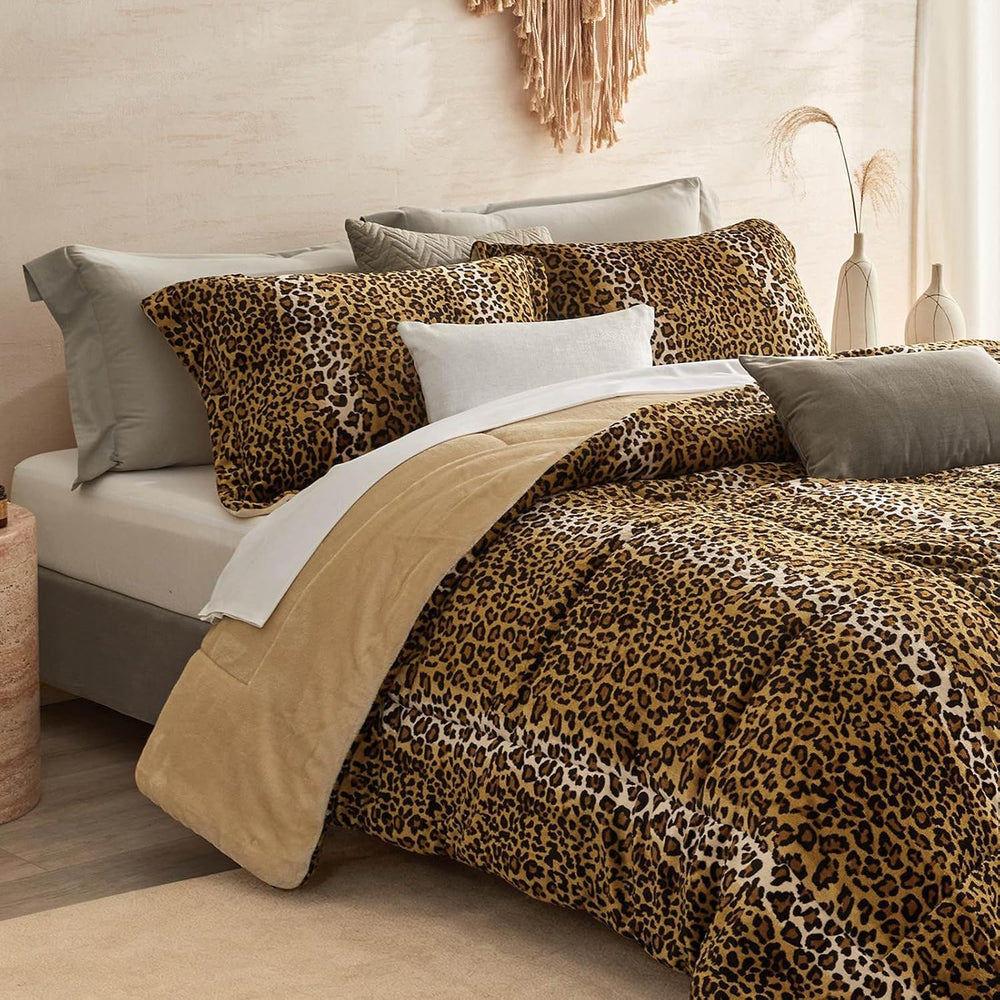 Petrichor Leopard Velvet Flannel Queen Comforter Set-Cheetah Print Western Bl...
