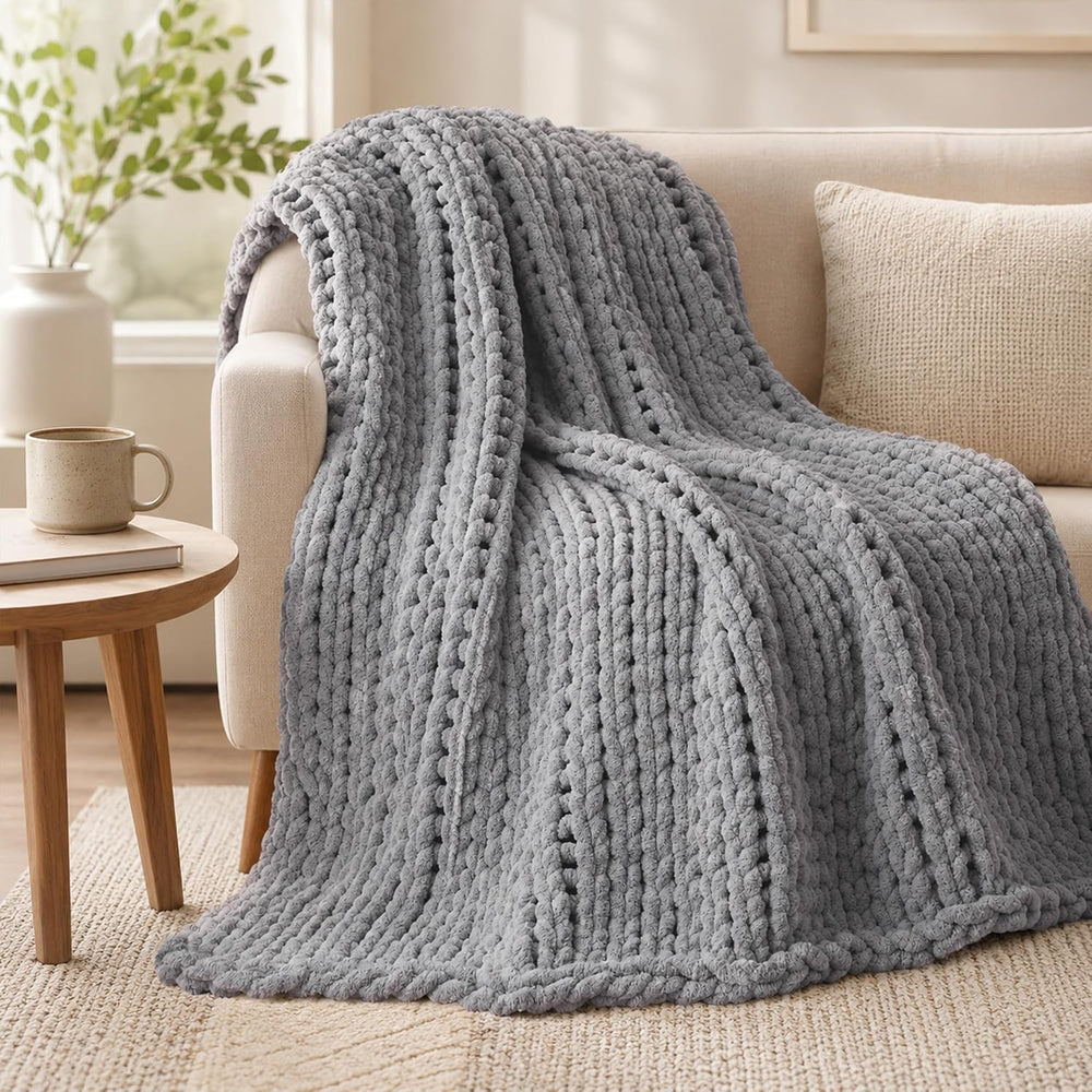 Chunky Knit Throw Blanket for Couch, Light Grey Throw Blanket 50"x60"