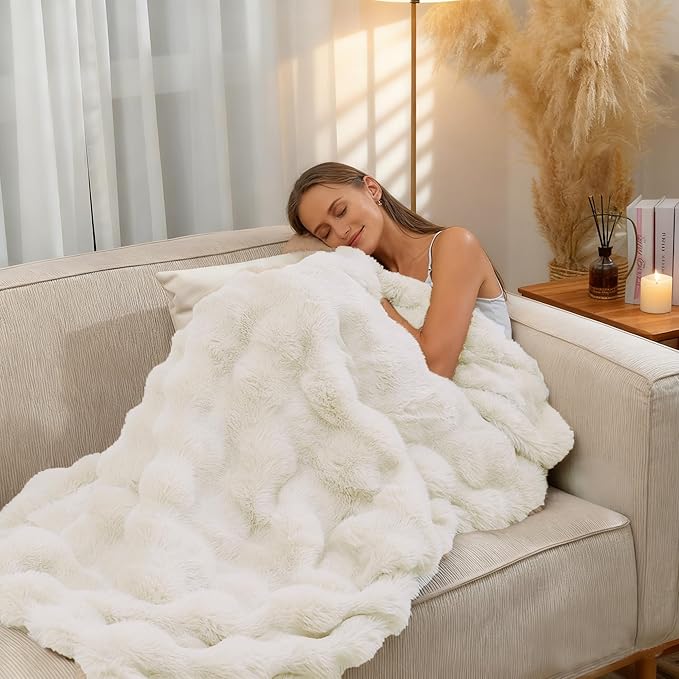 HANDONTIME White Armchair Slipcovers Dog Couch Cover Rabbit Plush Armchair