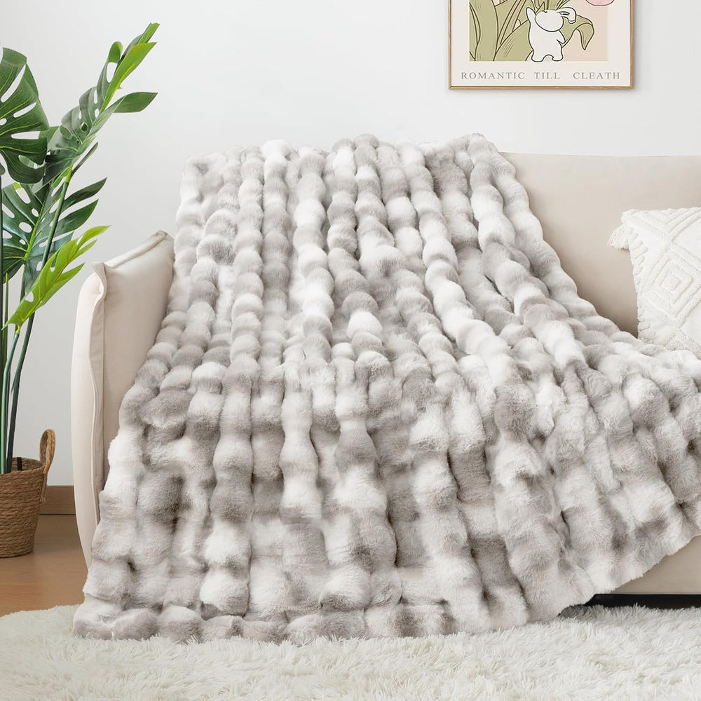 Luxury 1000GSM Faux Rabbit Fur Throw Blanket, Super Heavy Warm Cozy Grey Blan...
