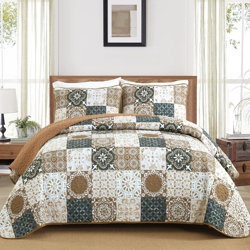 Patchwork Quilt Set King Size, Boho Farmhouse Bedspread Brown