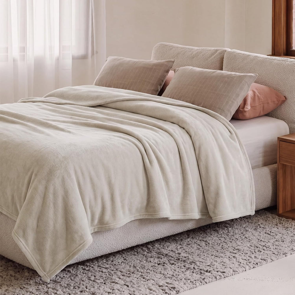 Bedsure GentleSoft Fleece Blankets Queen Size Linen Beige - Soft Lightweight ...