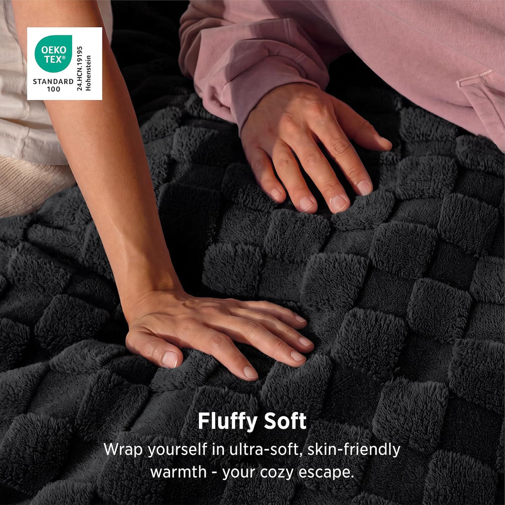 Bedsure Checkered Soft Cozy Fleece Full Blanket for Bed, Black, 84"ร90&q...