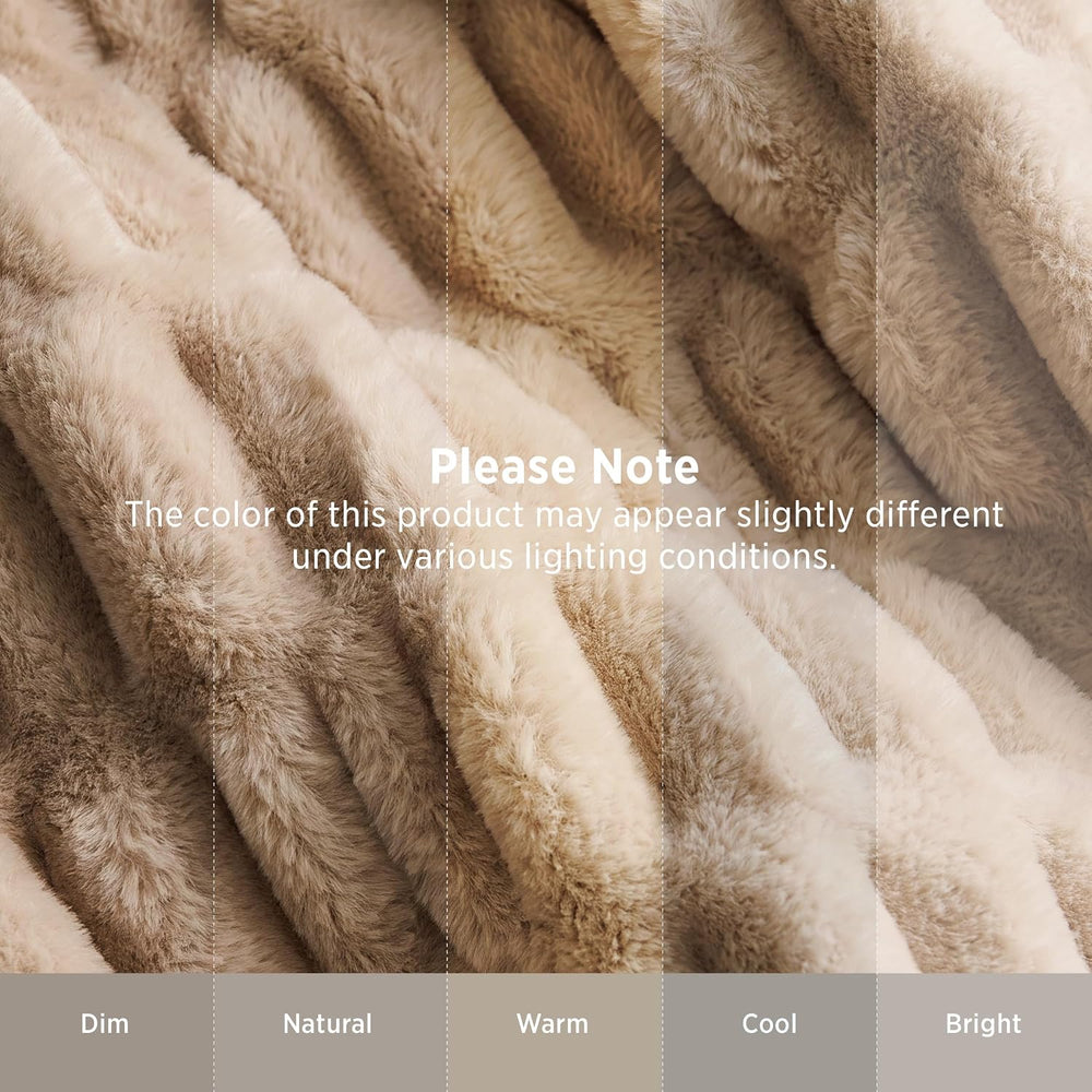 Bedsure Ultra Soft Double-Sided Faux Fur Throw Blanket for Christmas, Fluffy ...