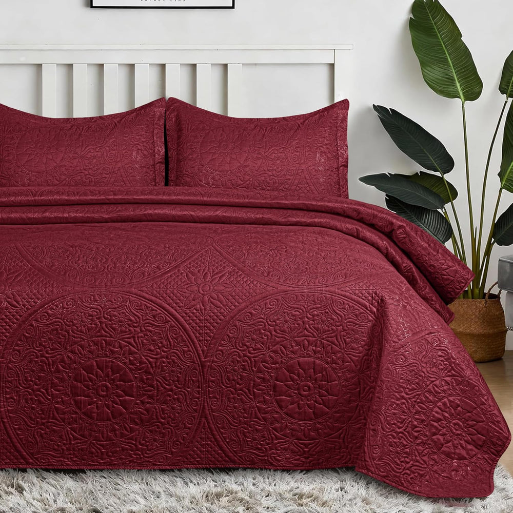 King Quilt Bedding Set with Pillow Shams โ Lightweight Quilted Bedspread King...