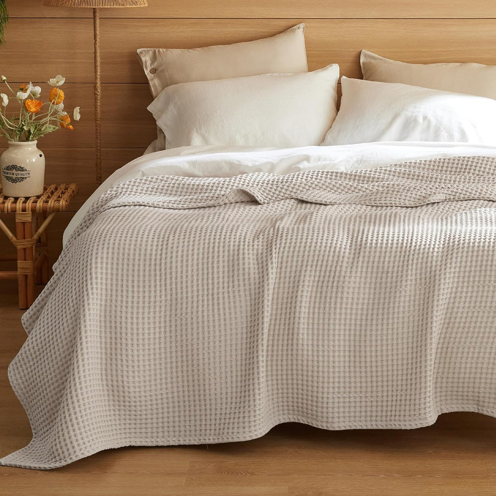 Bedsure Lightweight 100% Cotton Waffle Blanket, Queen, Linen