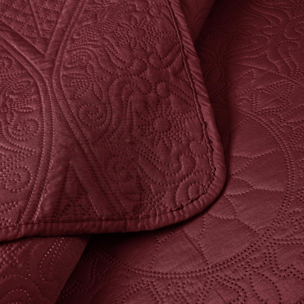 King Quilt Bedding Set with Pillow Shams โ Lightweight Quilted Bedspread King...