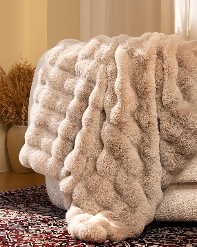 Ultra Soft Cozy Faux Fur Throw Blanket, Fuzzy Plush Thick Bubble Blanket