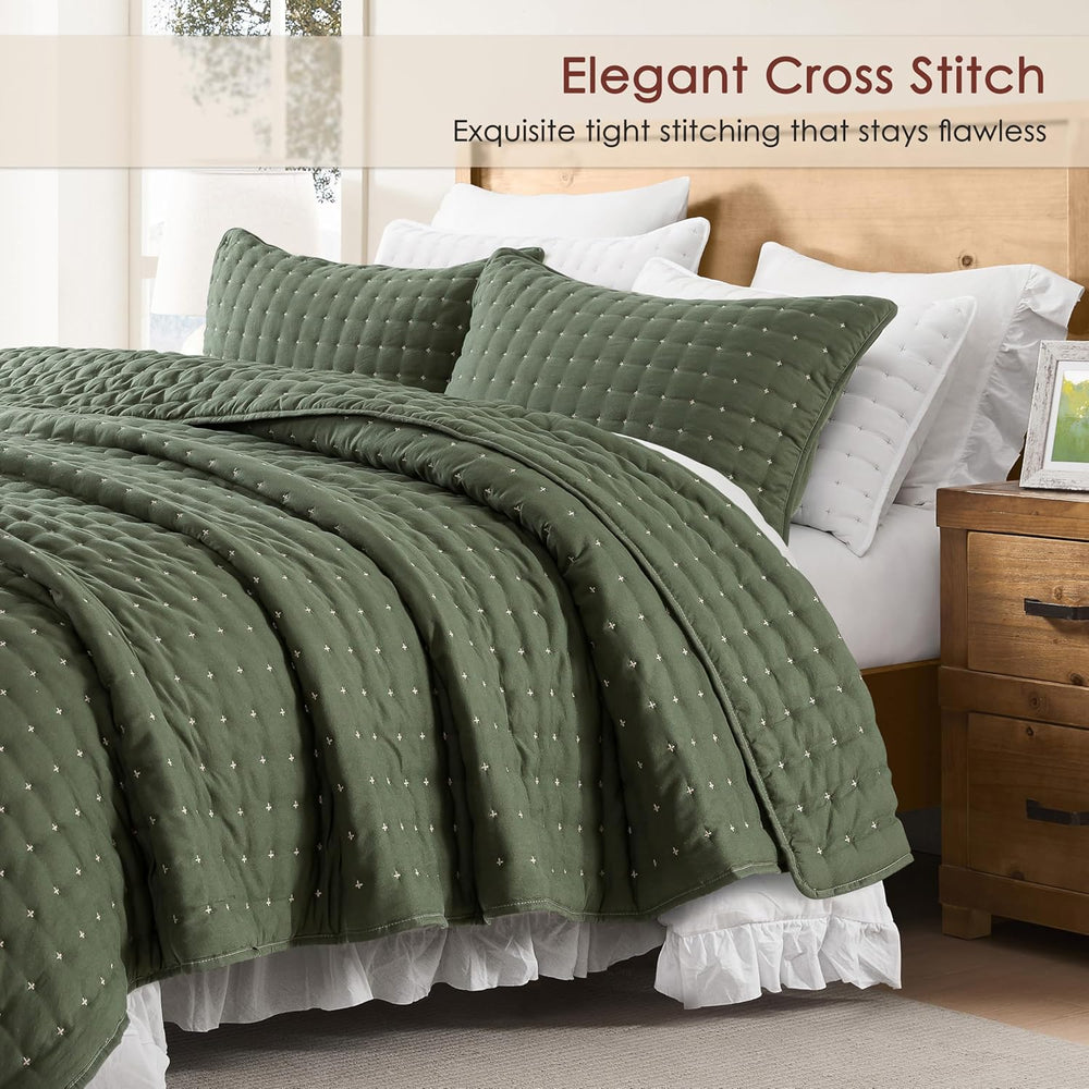 WDCOZY Cloud Soft Quilt Set, King Size, Moss Green, 3 Pieces 104x90 inches