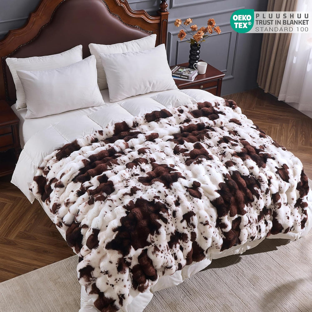 Faux Fur Throw Blanket for Couch, Fluffy Fuzzy Plush Bubble Blanket, Soft War...