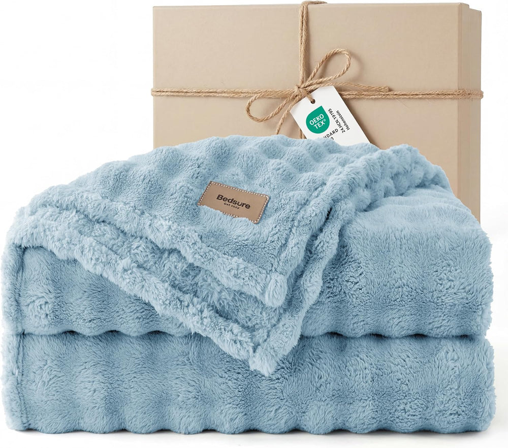 Bedsure 3D Fleece Bubble Blanket
