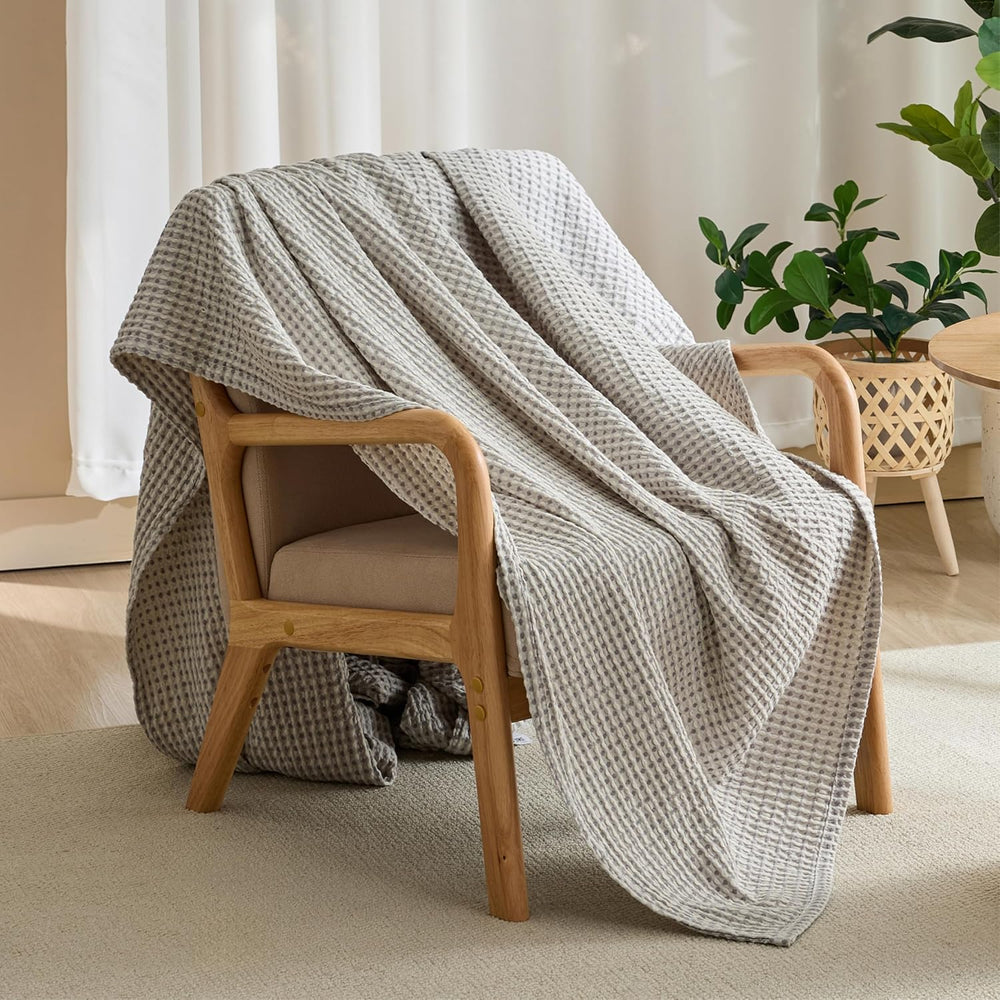 EGOHOME Cotton Two-Tone Check Pattern Waffle Blanket Queen Size