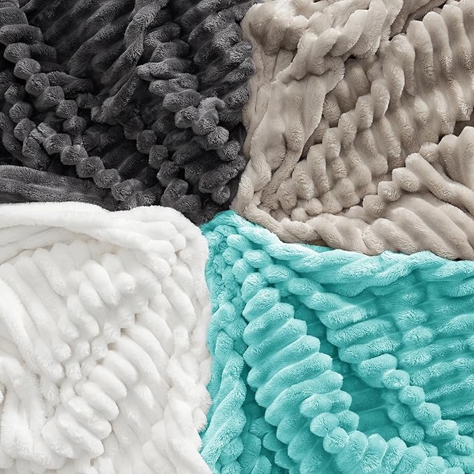 Bedsure GentleSoft Blue Full Blanket